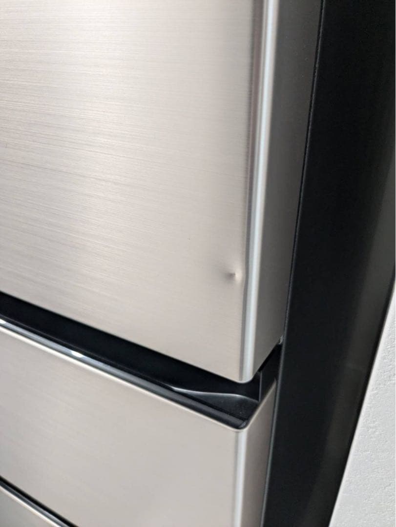 【お値下げしました！送料込み】冷蔵庫 日立 2022年 R-27SV 265L