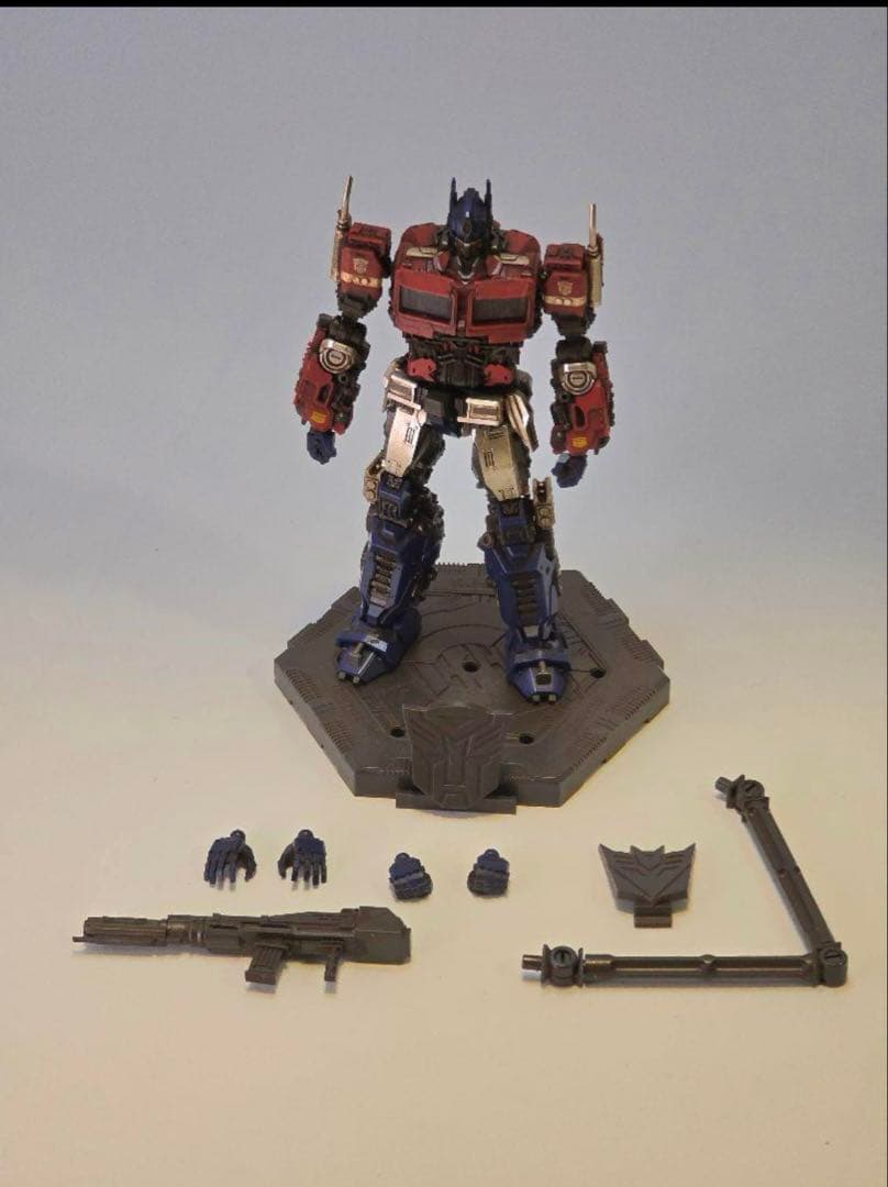 童友社トランスフォーマー/バンブルビー No.9 オプティマスプライム