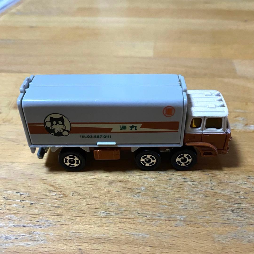 トミカ 　丸運　のらくろ　ふそう　ウイングルーフトラック
