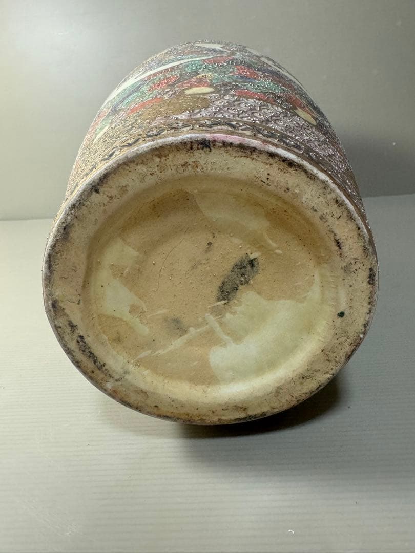 2624 骨董　薩摩焼　金襴手人物文　花瓶　大型　50cm