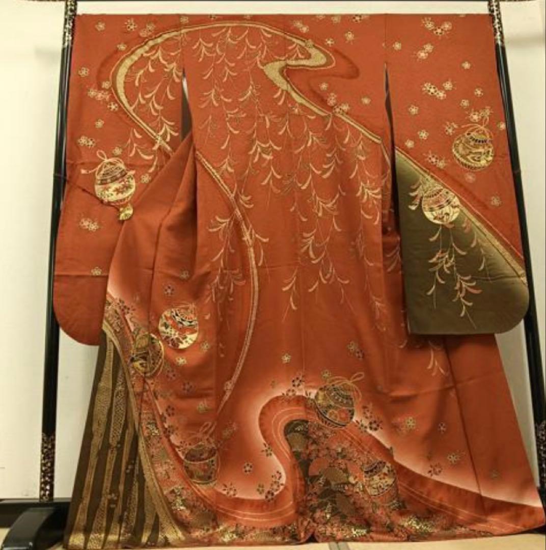 振袖フルセット6点サイズM〜Ｌ駒刺繍　草花毬文　暈し染め　金彩　正絹