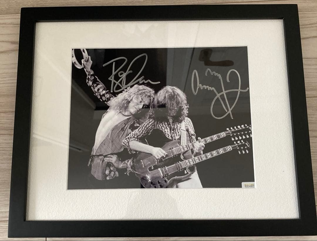 レッド•ツェッペリン　ロバート・プラントとジミー・ペイジの直筆サイン入り写真