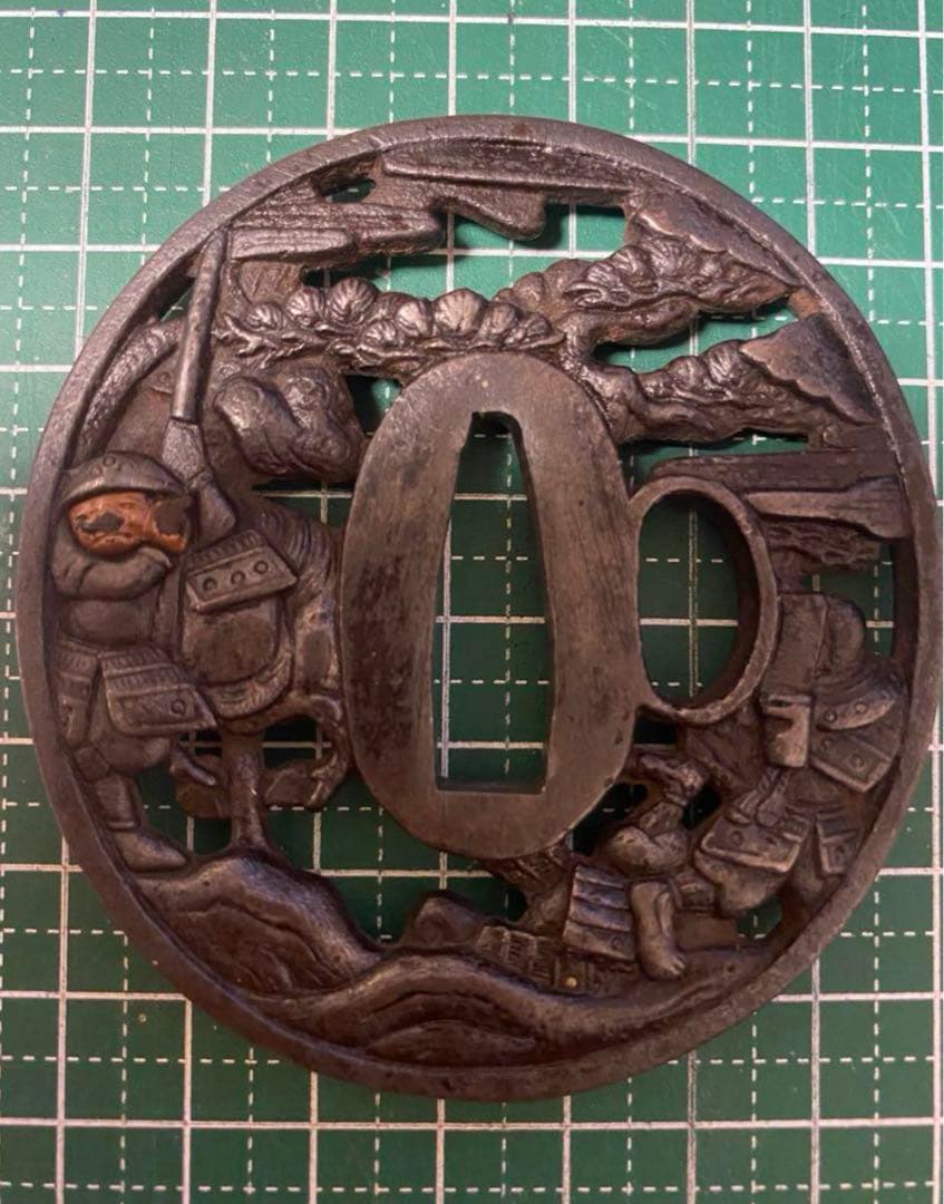 希少　鍔　つば　日本刀　刀鍔　鐔　ツバ　アンティーク 美術品