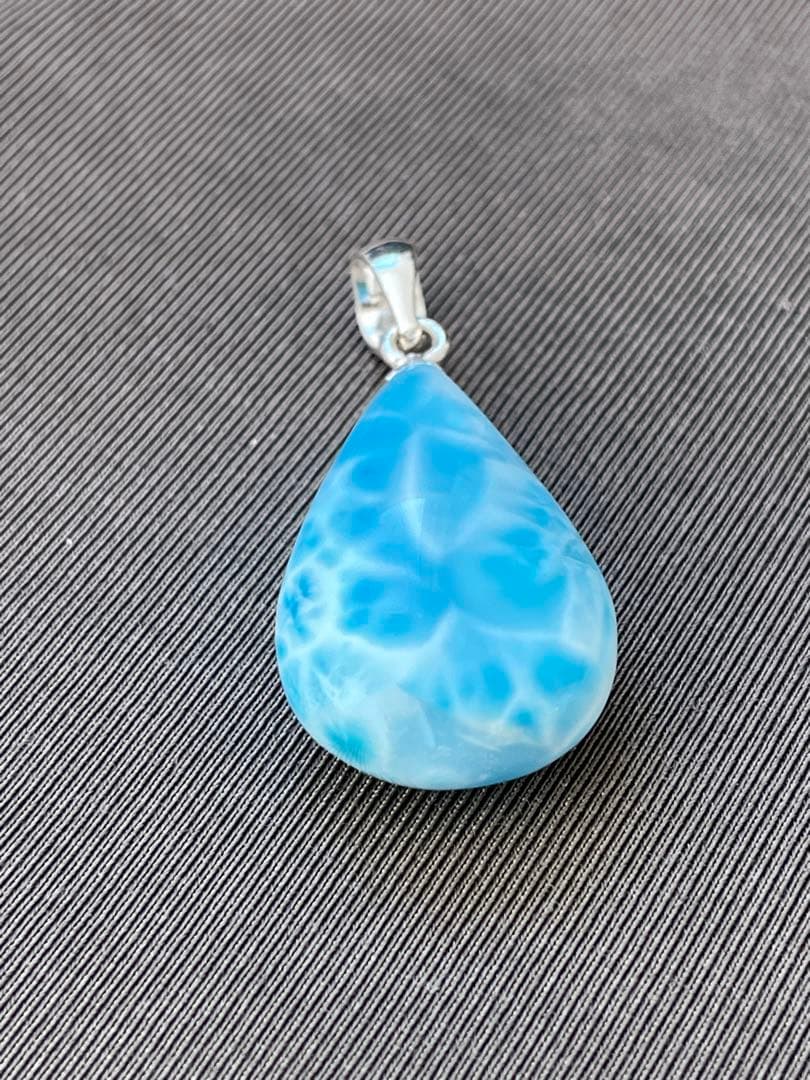 天然石☆高品質！ラリマーしずく型ペンダントップ☆透明感高いブルー＆模様が美しい！