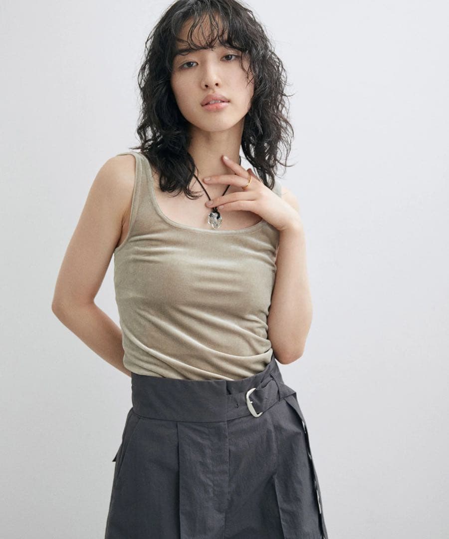 試着のみ⭐︎SIMONE WILD VELVET SINGLET ベージュ