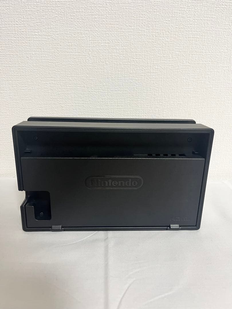 【美品】 Nintendo SWITCH 本体 ネオンブルー、ネオンレッド
