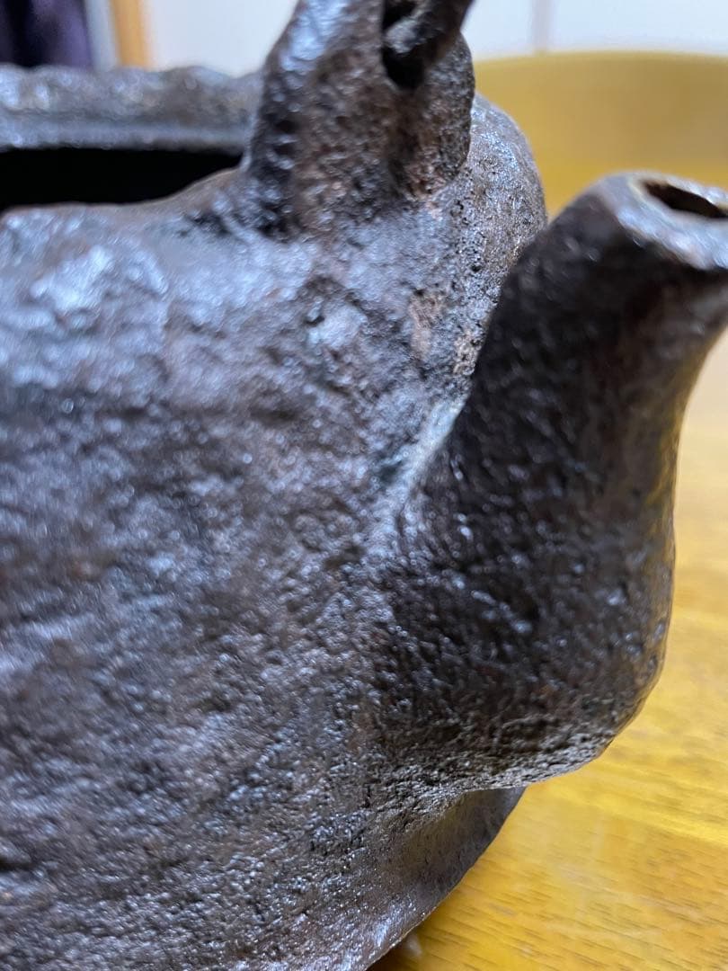 龍文堂　鉄瓶　岩肌道安形　胴横銘　1.5リットル