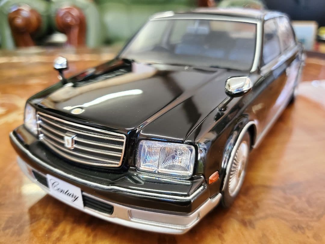 希少な京商サムライ　センチュリー1/18 702台限定299台目　GZG50