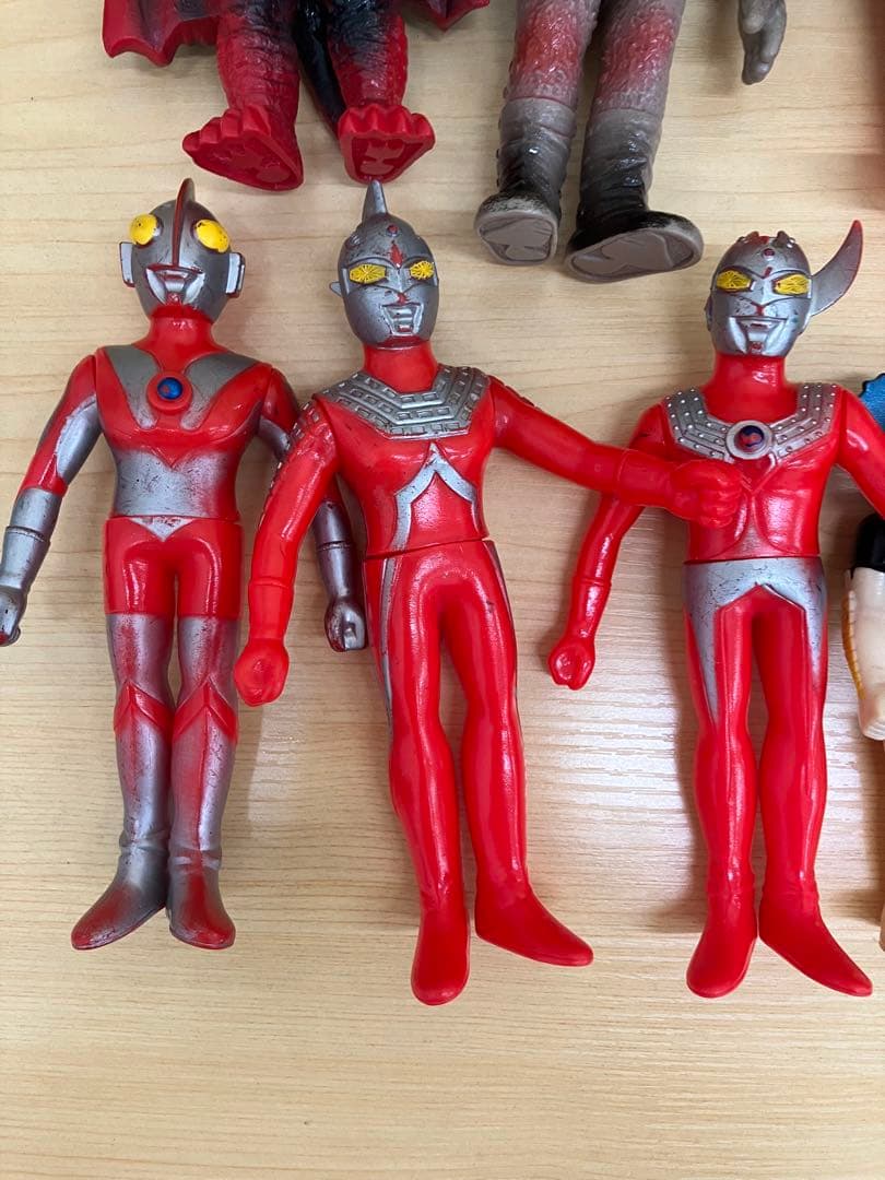 【ウルトラマン怪獣 】昭和レトロおまけつき