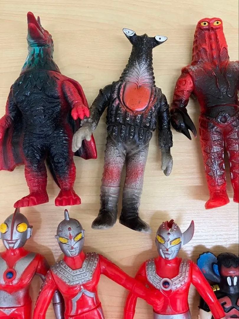 【ウルトラマン怪獣 】昭和レトロおまけつき