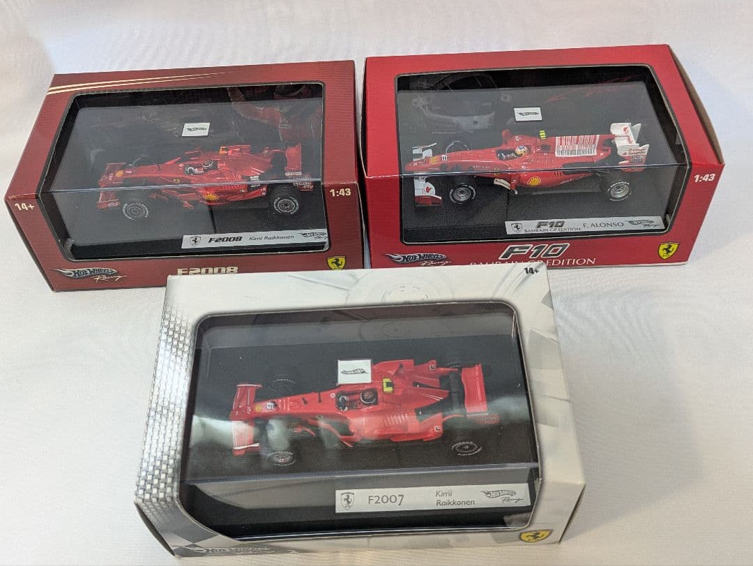 1/43　ホットウィール F2007 F2008 F10　アロンソ　ライコネン