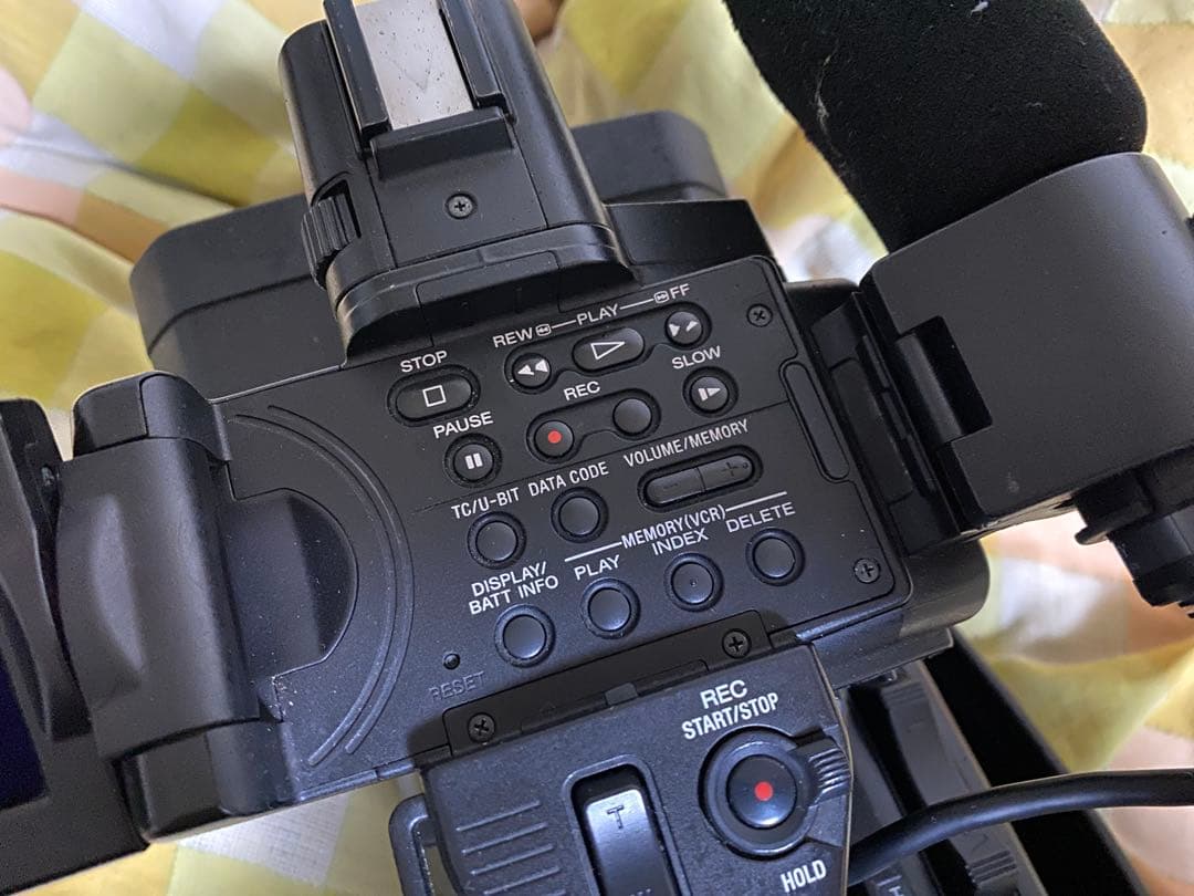 n*n様 SONY HVR-Z7J メモリカードレコーダー付属