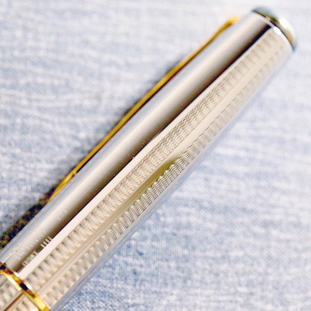 【極美品 送料込み】パーカー 万年筆 ソネット シルバーカスケード