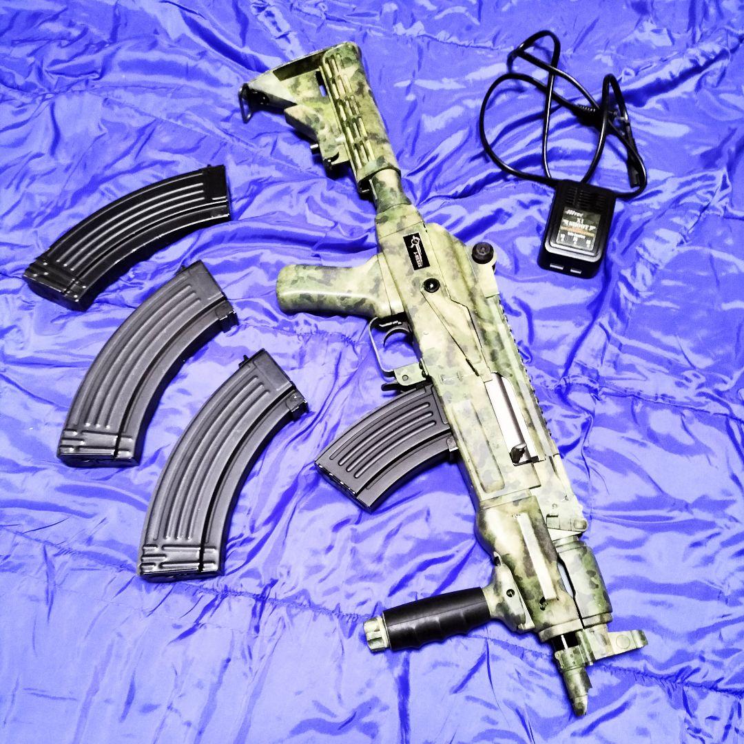 ぺ*ん様 ショップカスタムAK47ハイサイクル電動ガン（元箱付）Tコネ