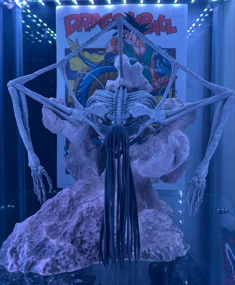 進撃の巨人 一番くじ ラストワン賞 終尾の巨人 MEGAIMPACT フィギュア