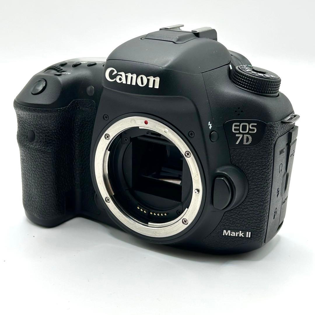 【最終値下げ】 Canon キャノン EOS 7D Mark II 付属品多数