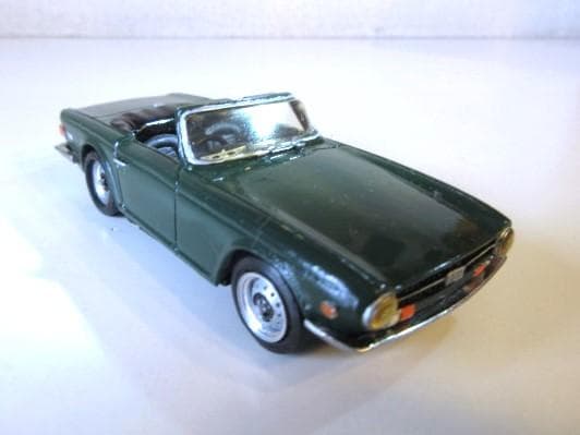 特価 Provence Moulage (1/43) トライアンフ TR6