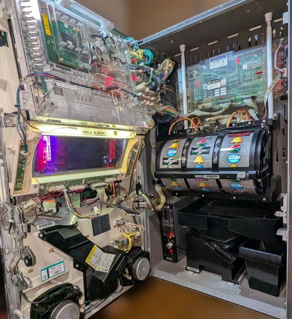 地域限定/送料無料【パチスロ実機】鉄拳2nd　不要機付き