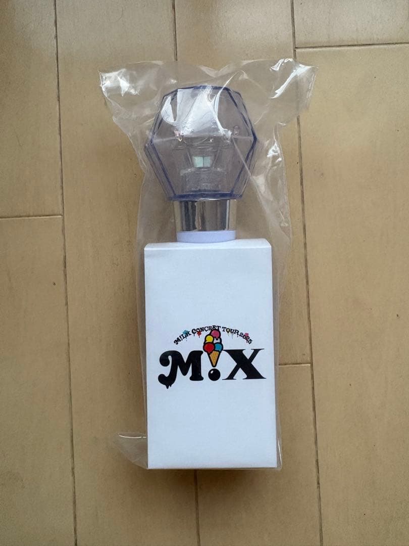 M!LKペンライト M!X ミルクラスタルスティック3