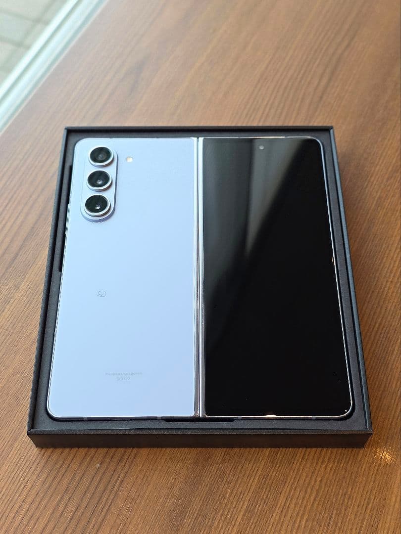 スマートフォン本体 Samsung Galaxy Z Fold5 / Icy Blue 256GB