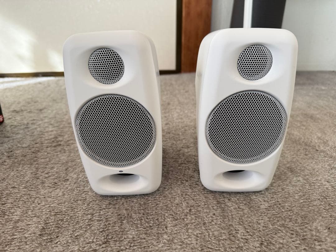 ik multimedia iLoud micro monitor ホワイト