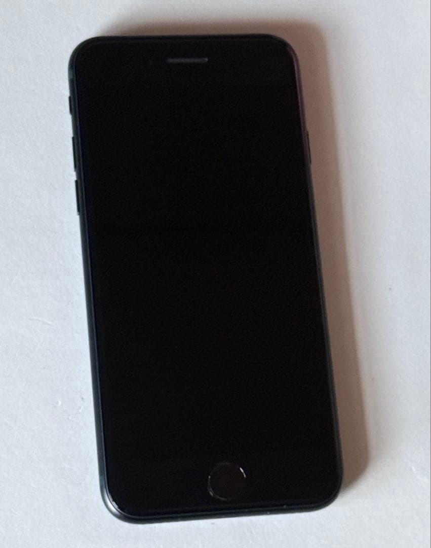 バッテリー最大容量98%　iPhone SE 第3世代 64GB ミッドナイト