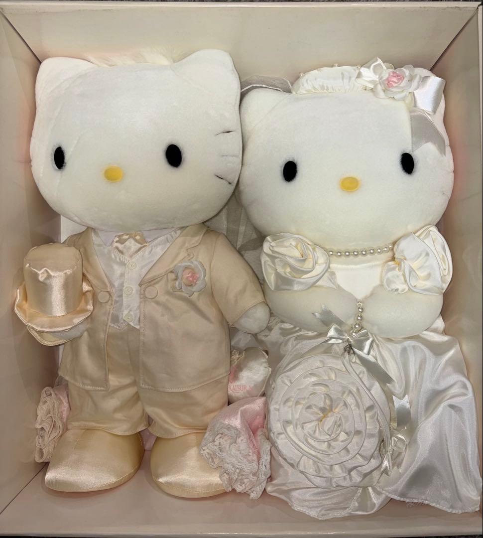 【超希少超レア品】桂由美　ハローキティ・ダニエルウェディングドール大　ペアセット