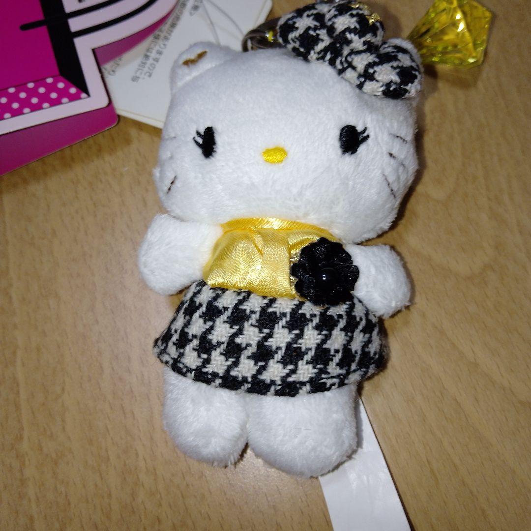 Momoberryキティぬいぐるみ　キティちゃんモモベリーマスコット　平成レトロ