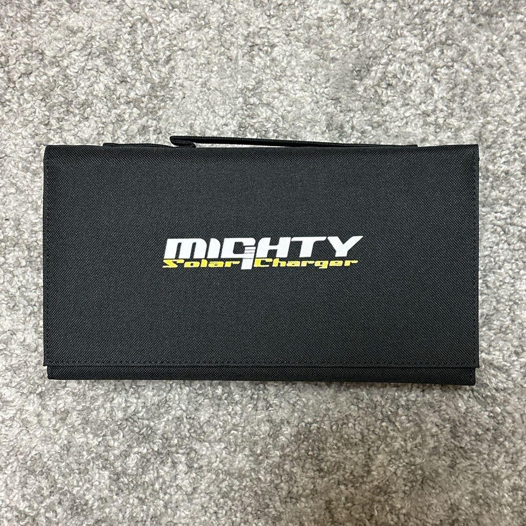 80 ソーラーパネル60w 約1.4kg 収納時16×29cm 急速充電