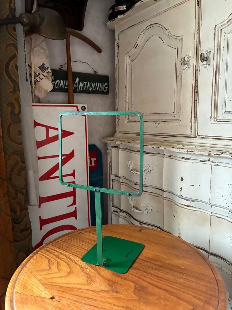 フランス　アンティーク　メタル　ディスプレイ　フォト　ポップ　スタンド　写真立て