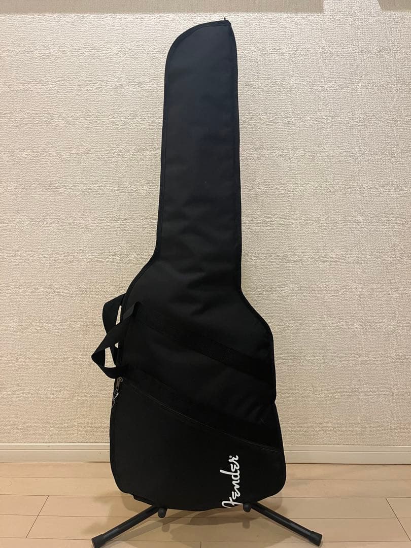 Fender ストラトキャスター ブラック ギターケース付き