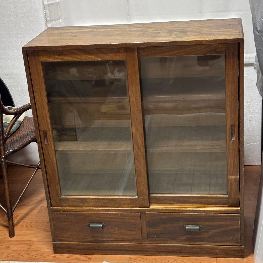レトロ　アンティーク　飾り棚　キャビネット　古民家　食器棚　ガラス棚　カフェ