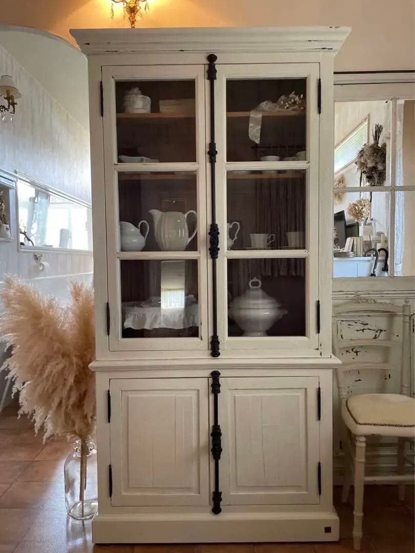 専用page〜✴︎フランスヴィンテージ✴︎グレモン錠ガラスキャビネット　リペア済み