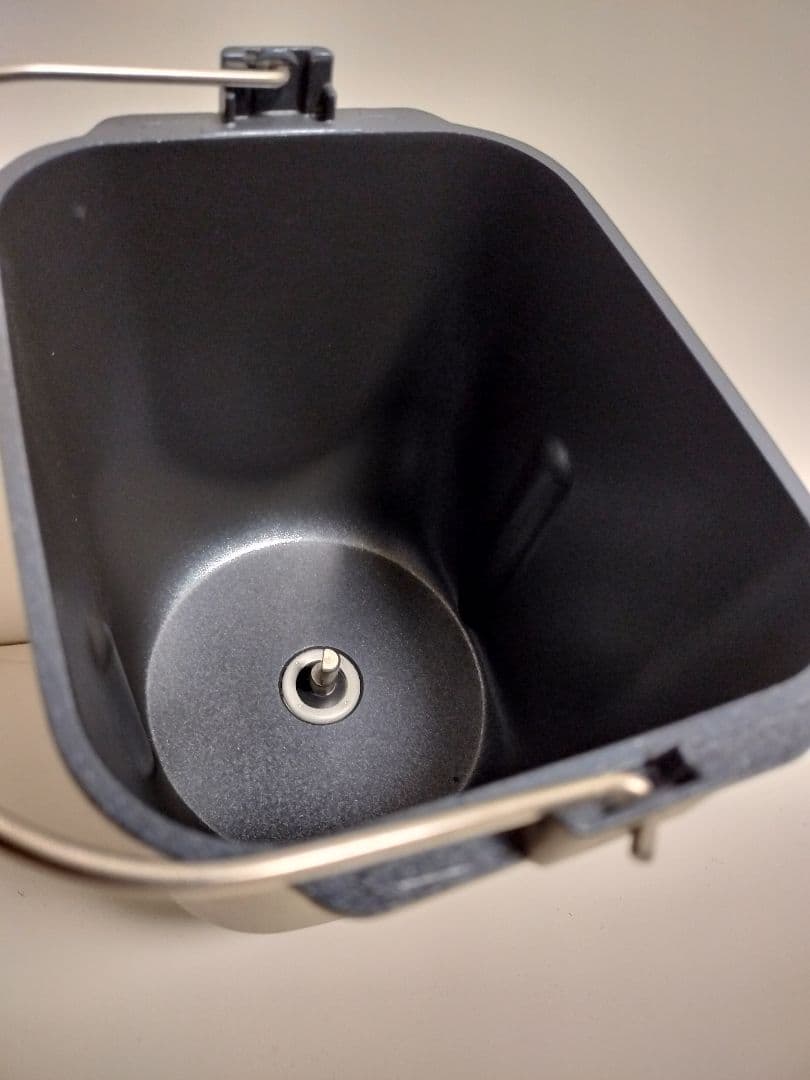 美品 パナソニック ホームベーカリー SD-BMT1001 ブラウン 1斤