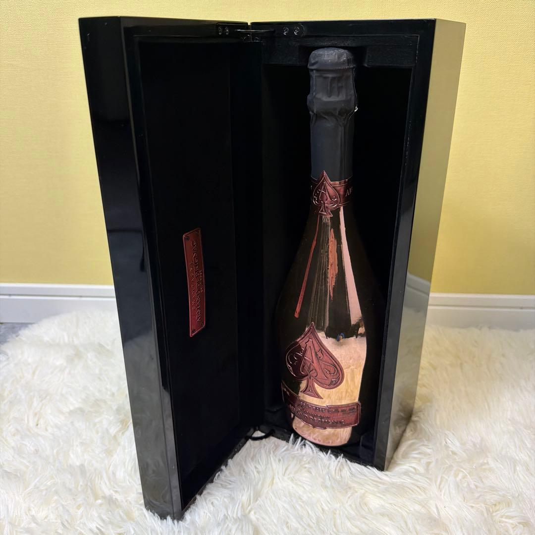 【美品】【未開封】アルマンドロゼ シャンパン 750ml 専用ケース付き