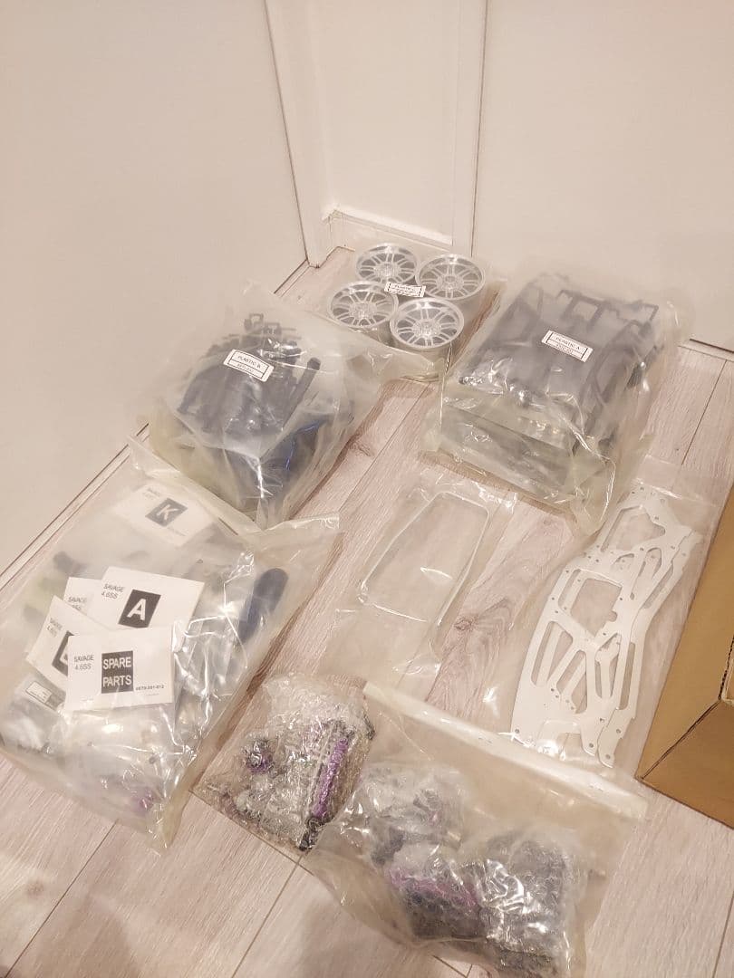 希少　新品未組立　hpi-racing SAVAGE SS 4.6 キット
