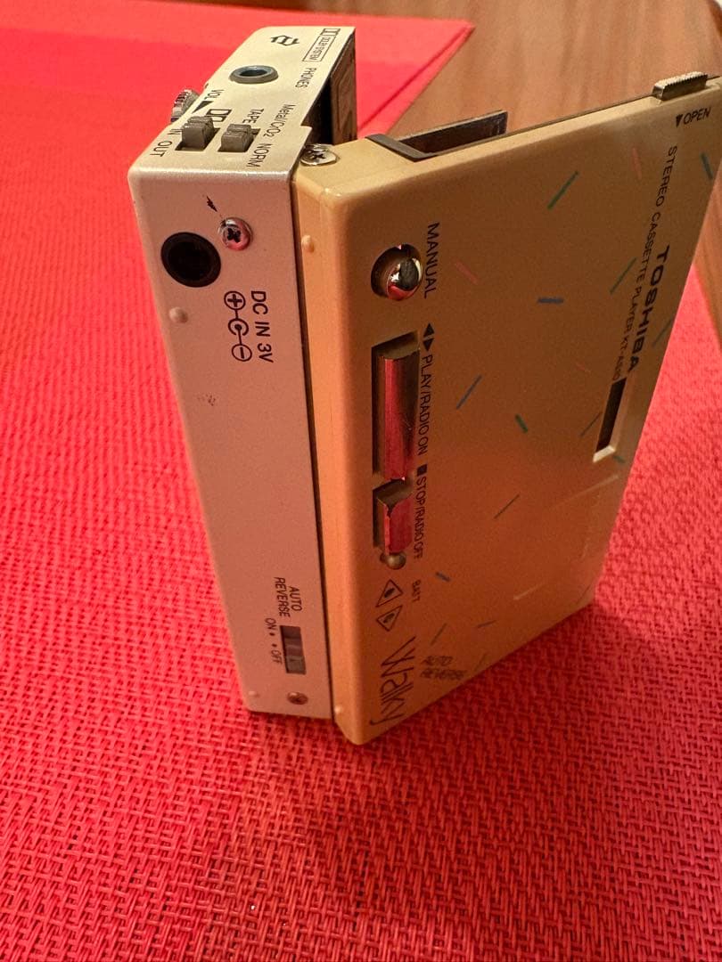 TOSHIBA Walky KT-AS10 状態が非常に悪いジャンク品。