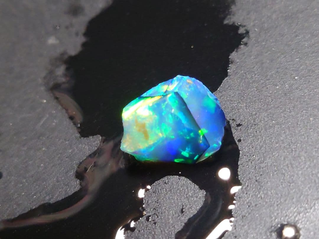 エチオピア　ウェロ産　チョーク　オパール　原石　鉱物標本