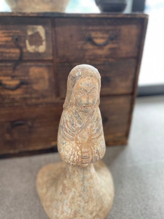 漢代女俑