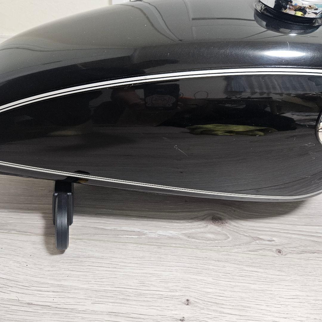 SR400 純正ブラックタンク