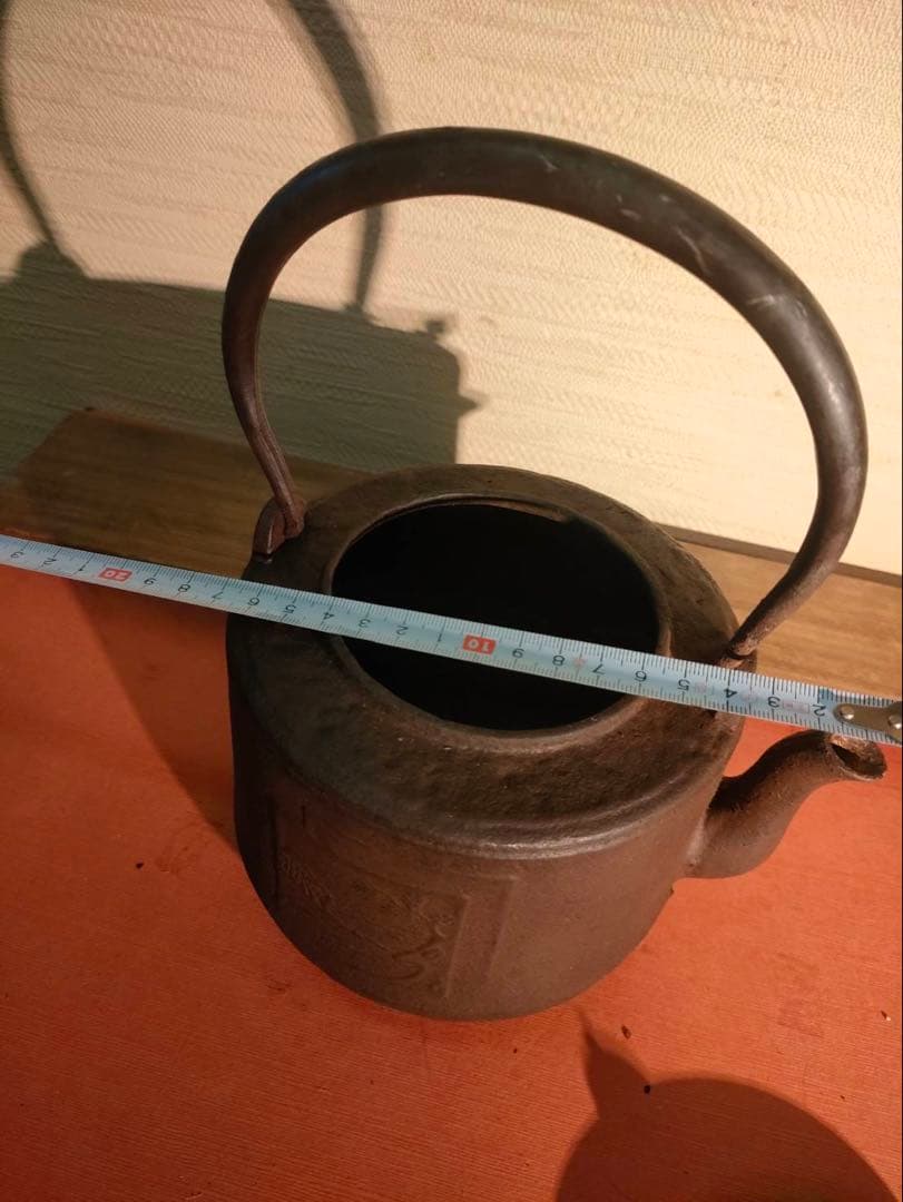 龍文堂 彫刻入鉄瓶