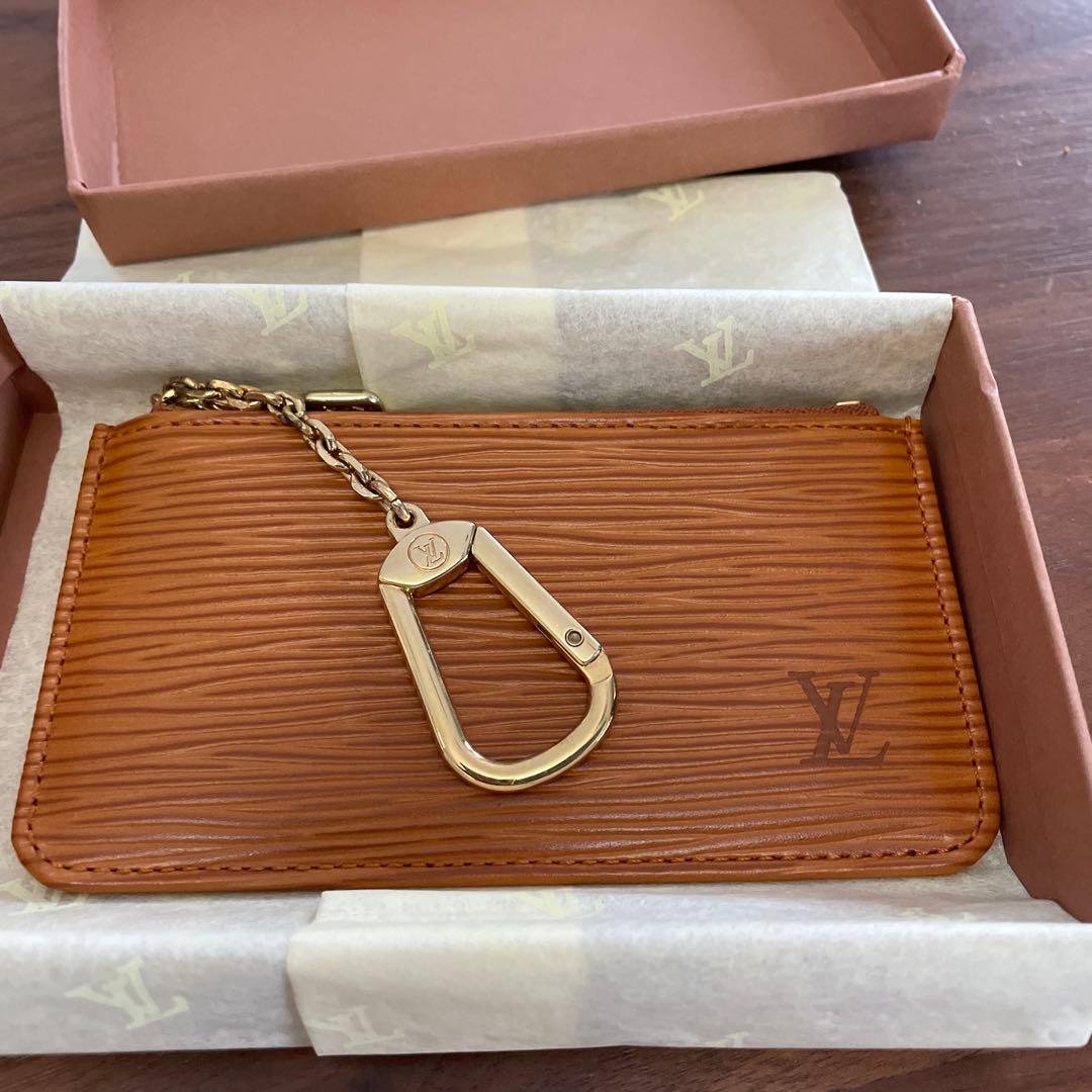 LOUIS VUITTON キーケース