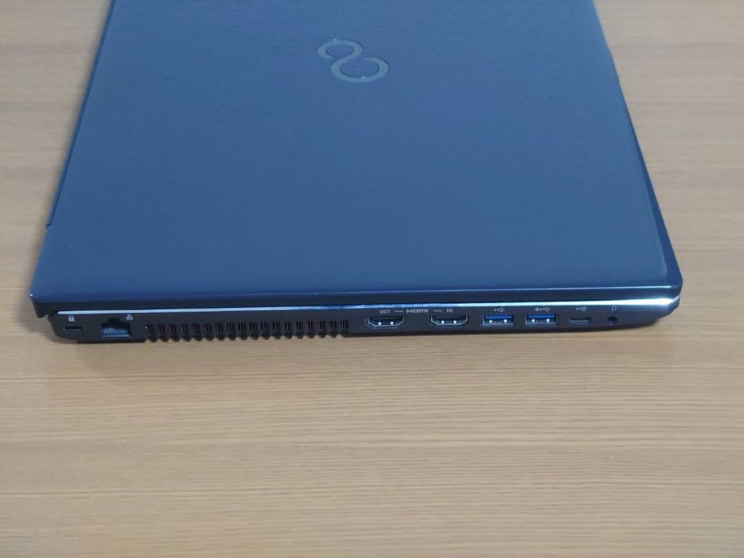 富士通　ノートPC　NH90/E2　FMVN90E2B　17.3型　ブラック