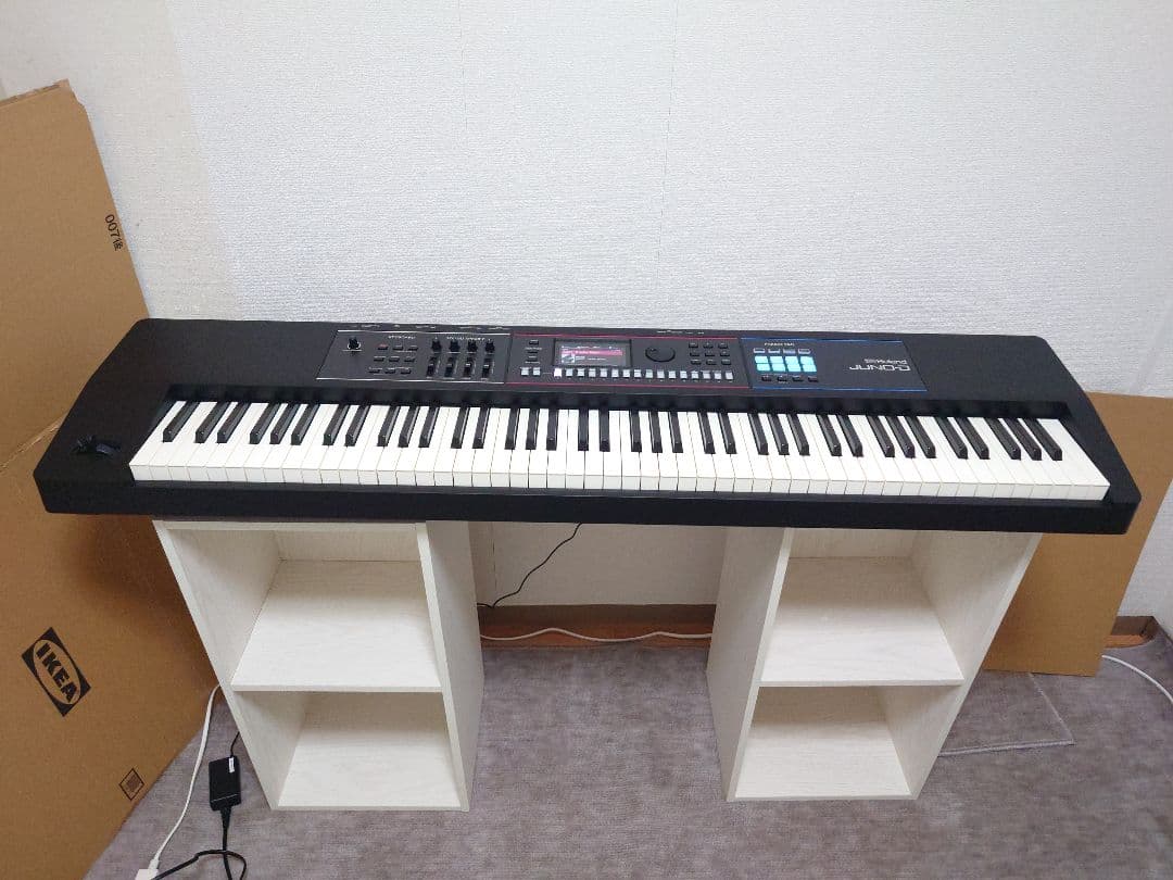 ローランド シンセサイザー JUNO-D8