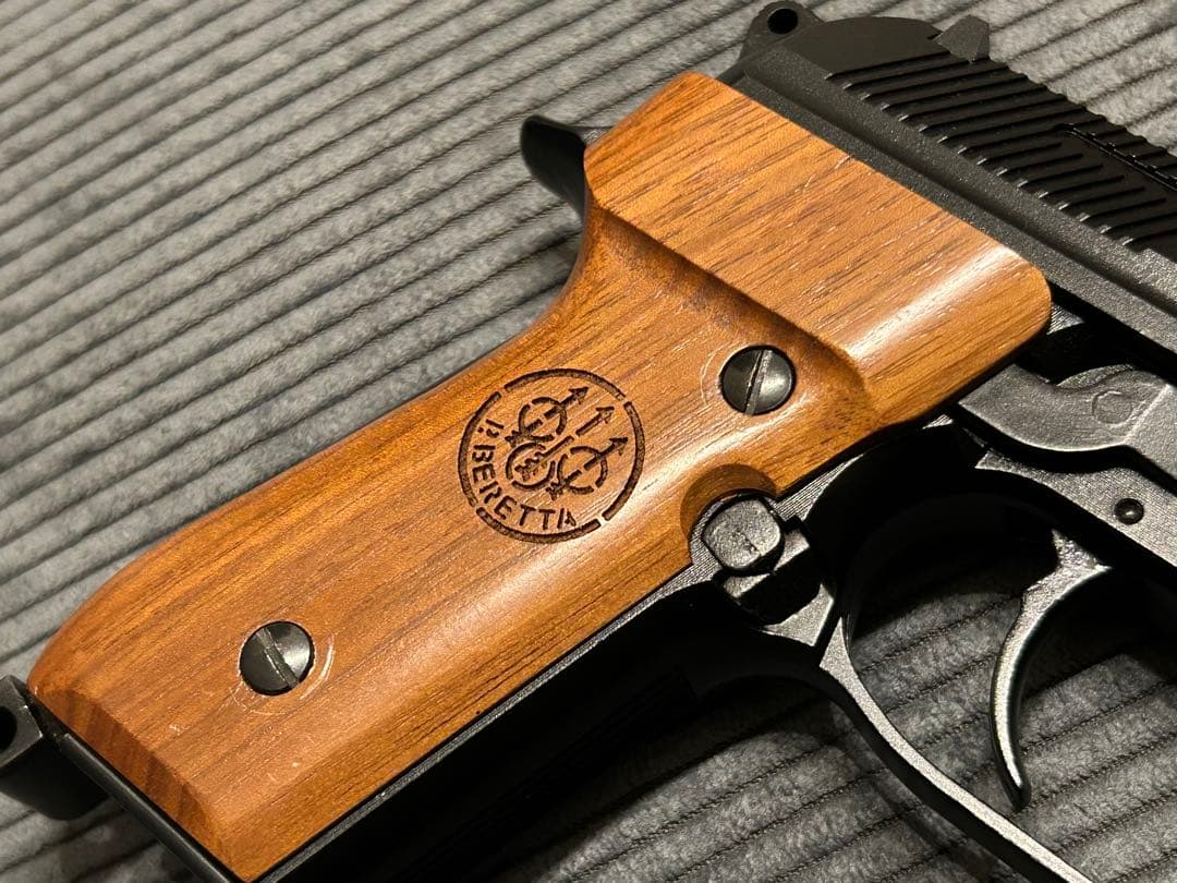 美品 動作確認済み MGC M93R ネグリ 木製グリップ仕様