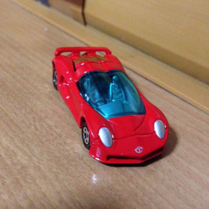 自動車