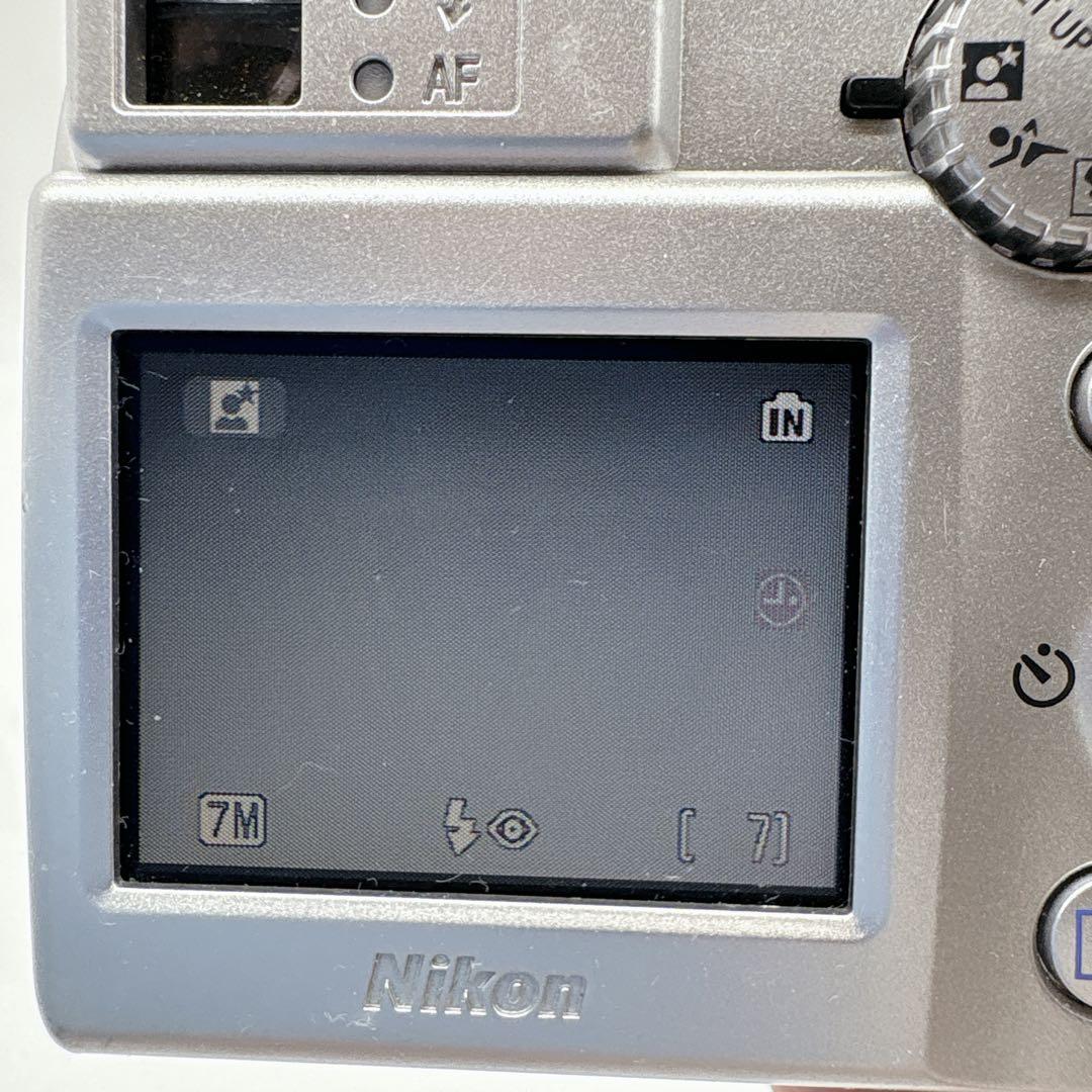 NIkON クールピクス 7600単三電池使用 デジタルカメラ