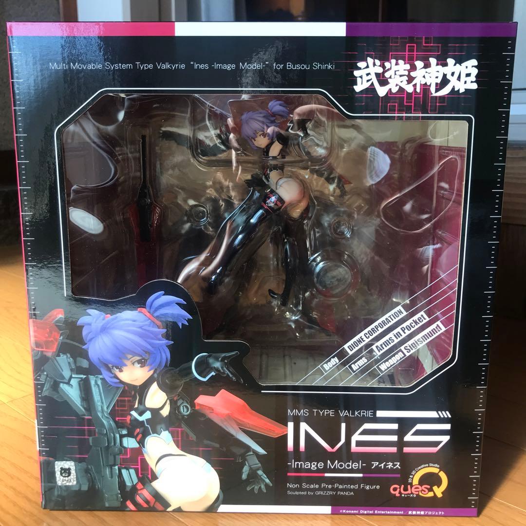 武装神姫 アイネス ImageModel, キューズ