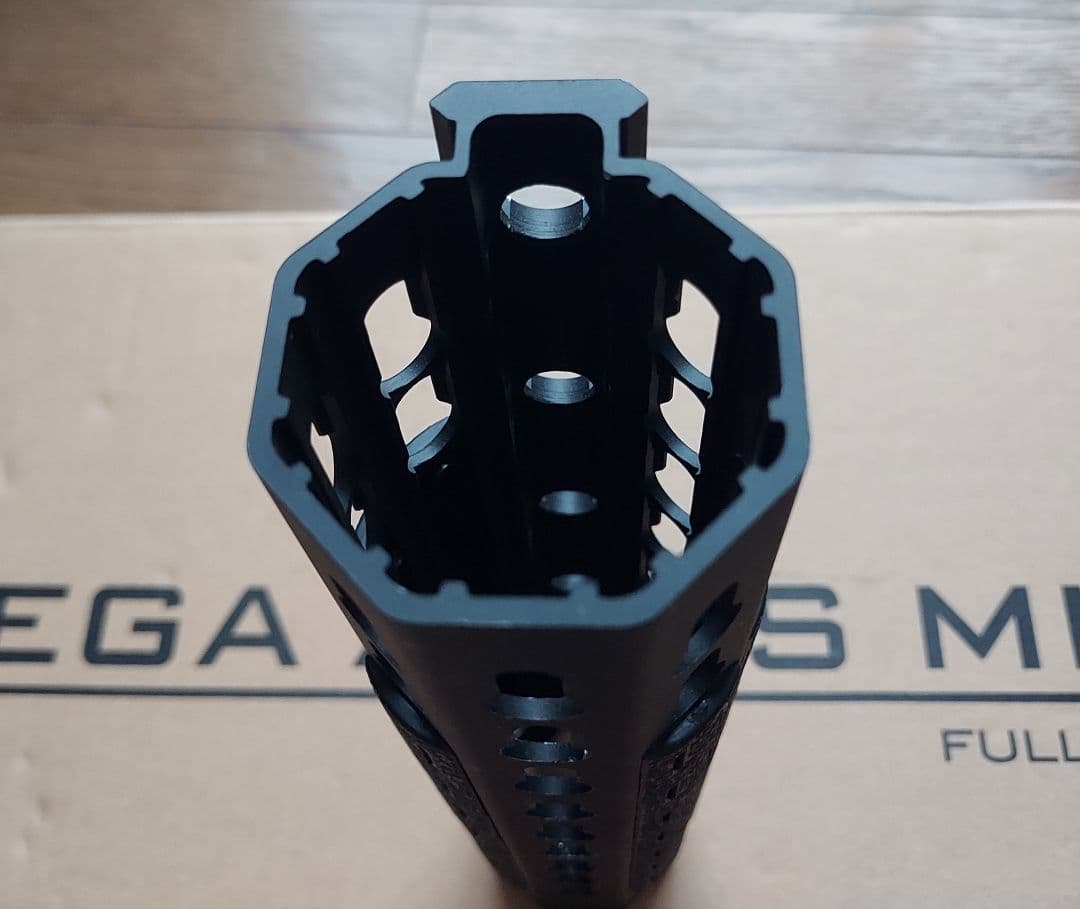KSC M4 MEGA MKM CQB アッパーレシーバーと専用ハンドガード 等