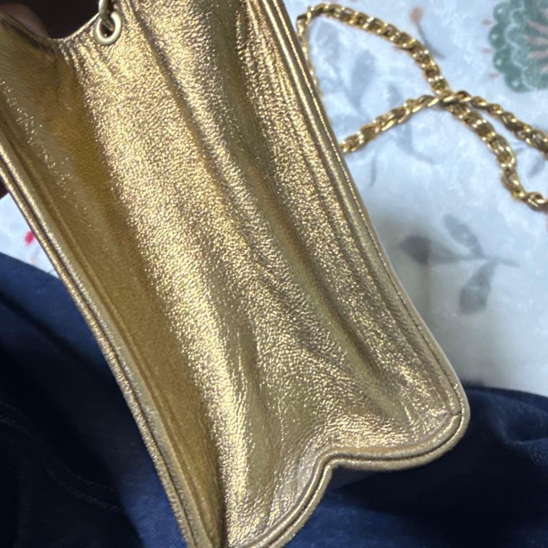 バッグ CHANEL Vintage Gold Leather Flap Bag
